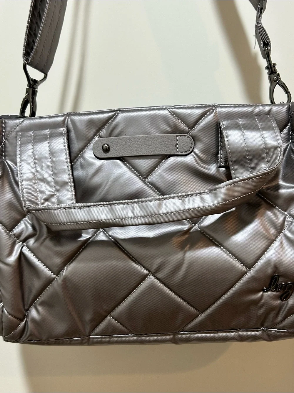 LUG women’s Quilted Crossbody Jitterbug Shoulder Bag Taupe. Adj strap LIKE NEW